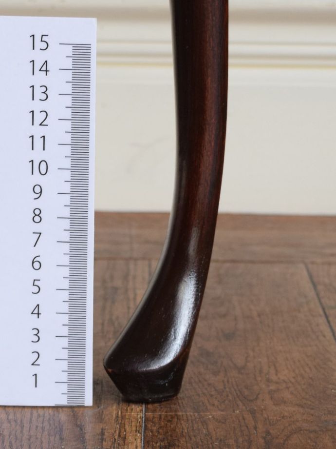 アンティーク家具の脚