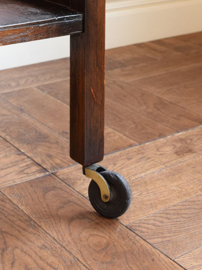 アンティーク家具の脚