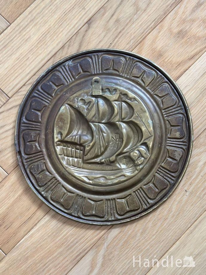 アンティーク雑貨の裏