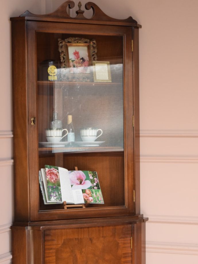 アンティークガラスの扉