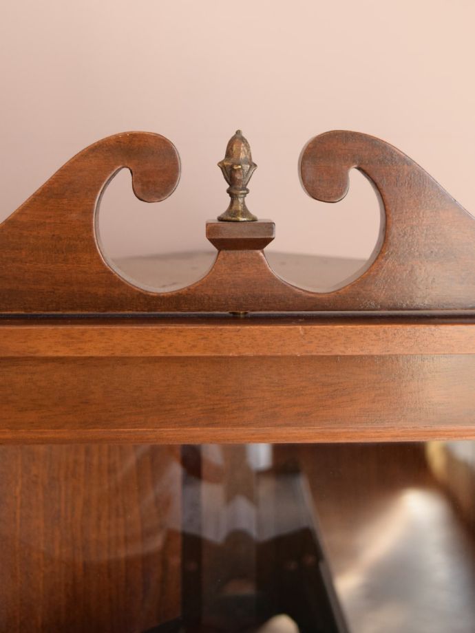 アンティーク家具の装飾