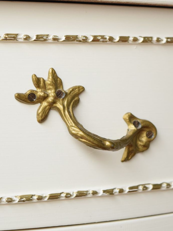 アンティーク家具の取っ手