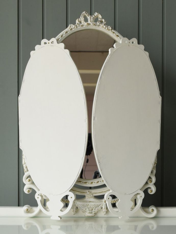 アンティークの三面鏡