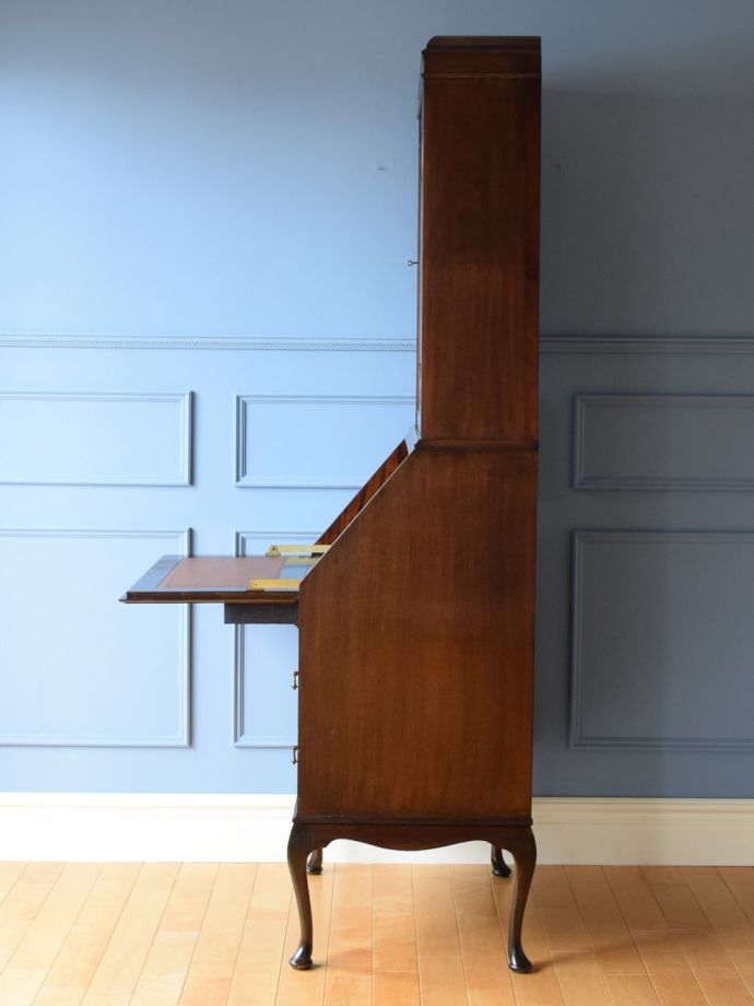 ビューローの側面