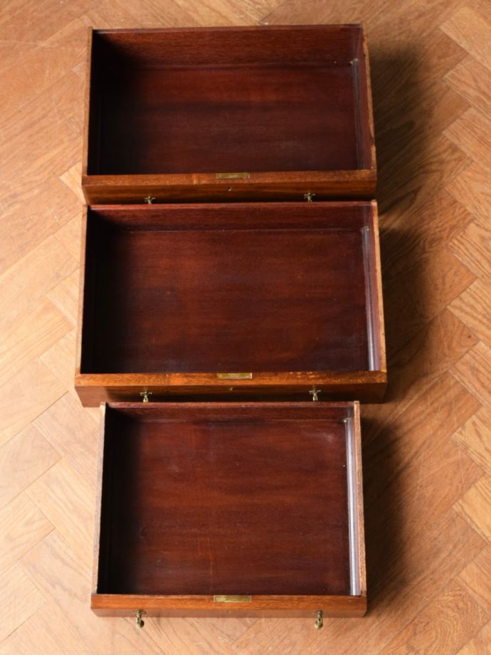 ビューローの引き出し