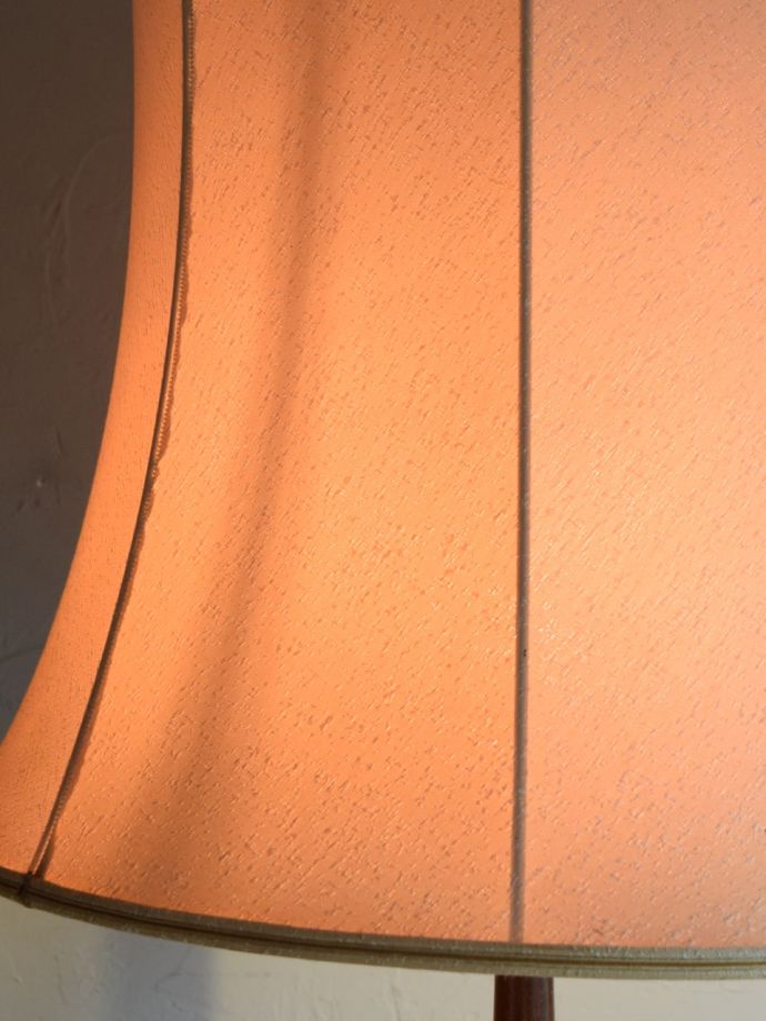 大切に使い続けられたオリジナルのシェード