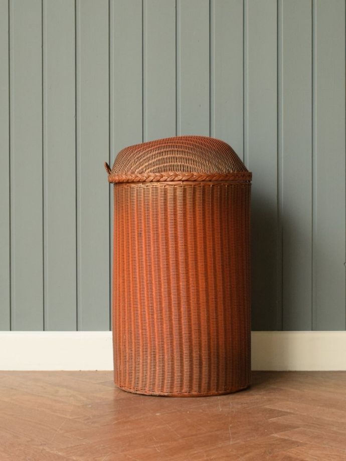 ロイドルームボックスの側面