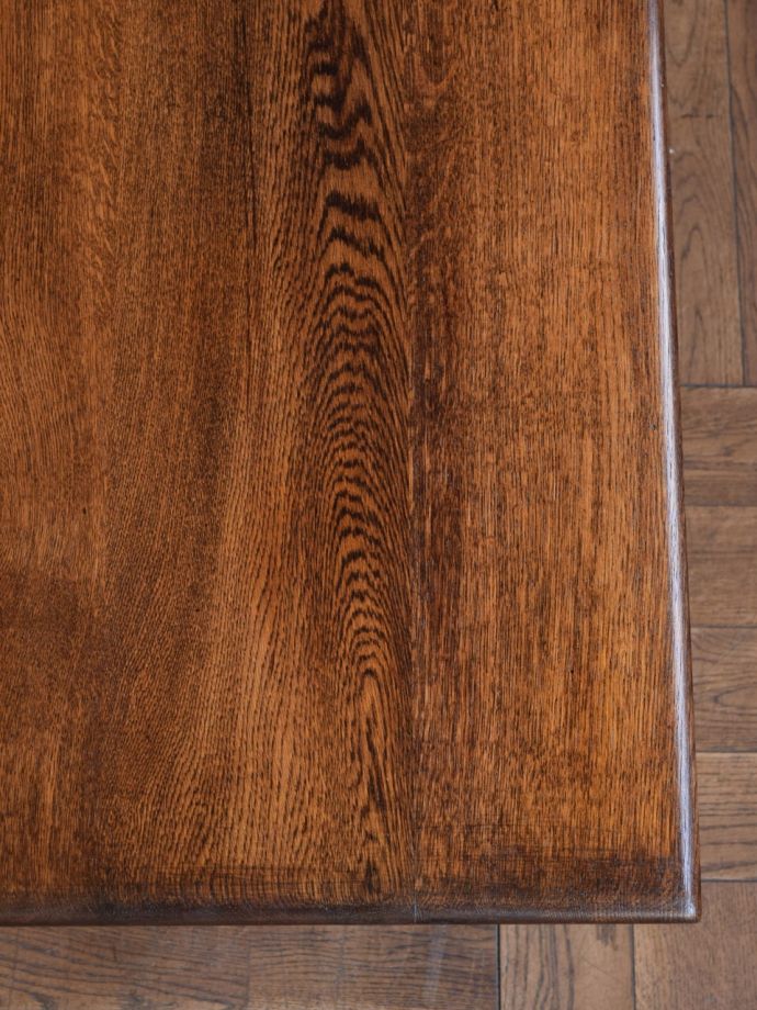 コーヒーテーブルの天板