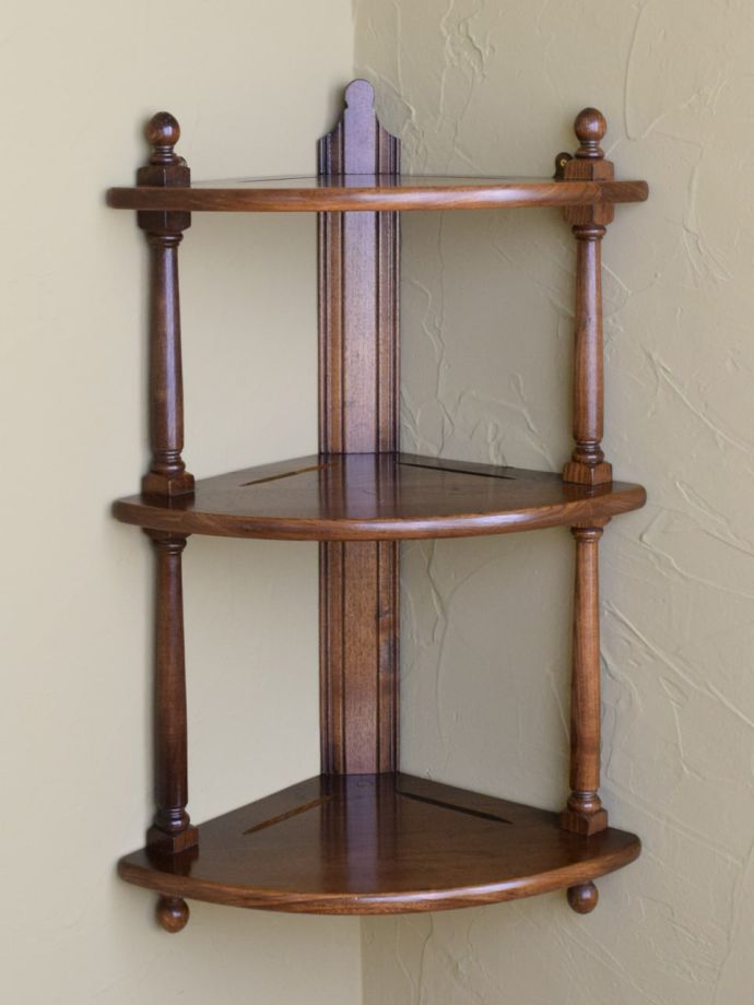 アンティークのウォールシェルフ