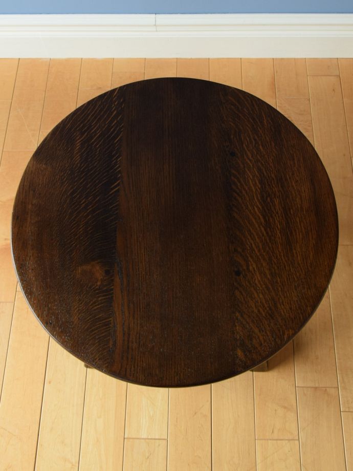 アンティークのテーブルの天板