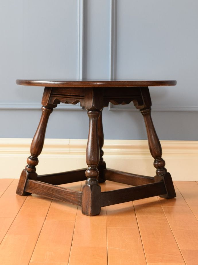 ローテーブルの側面