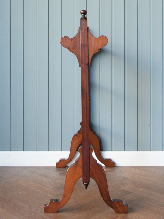 タオルハンガーの側面