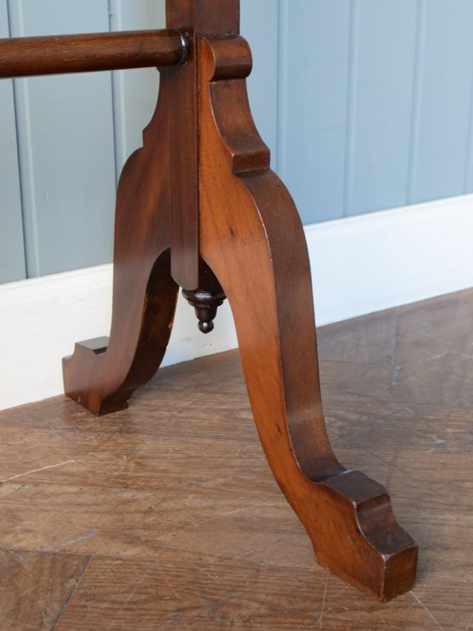 タオルハンガーの足