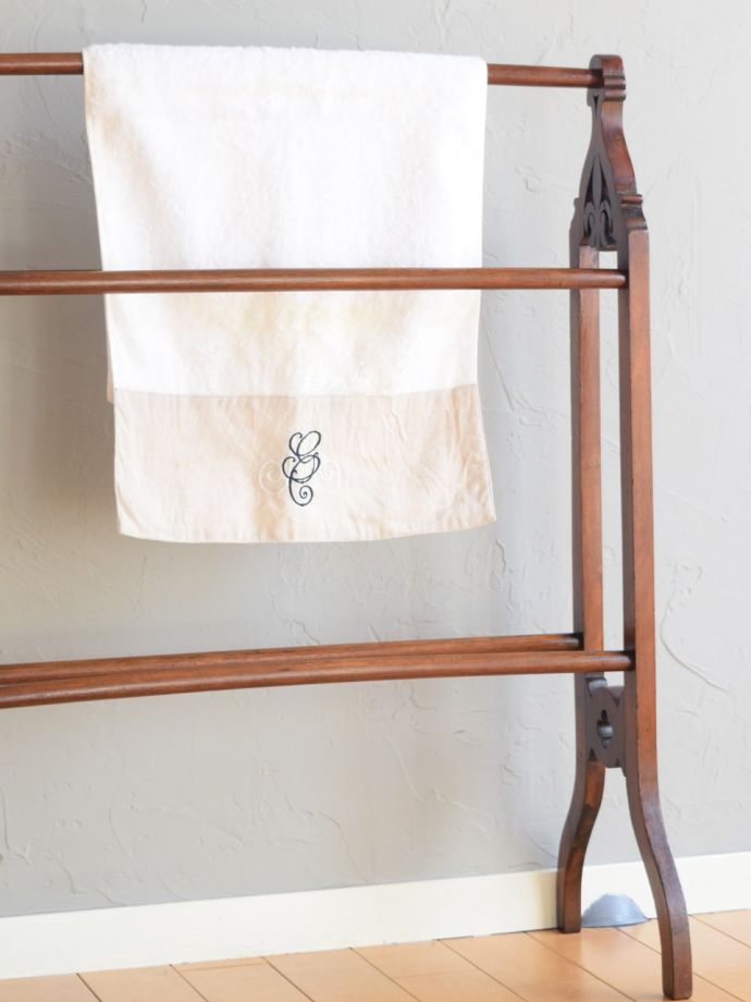 おしゃれなタオルハンガー