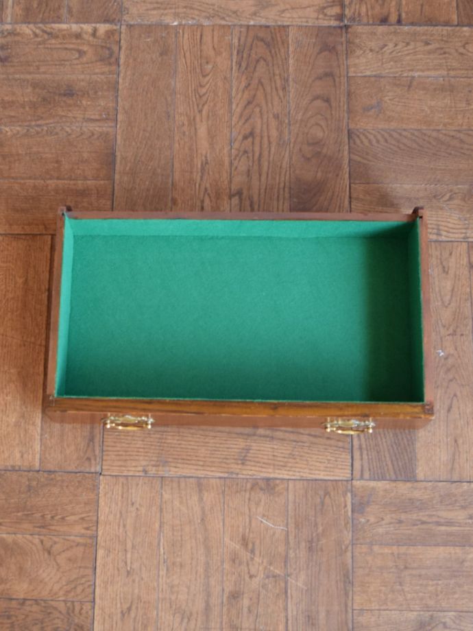 アンティークワゴンの引き出し