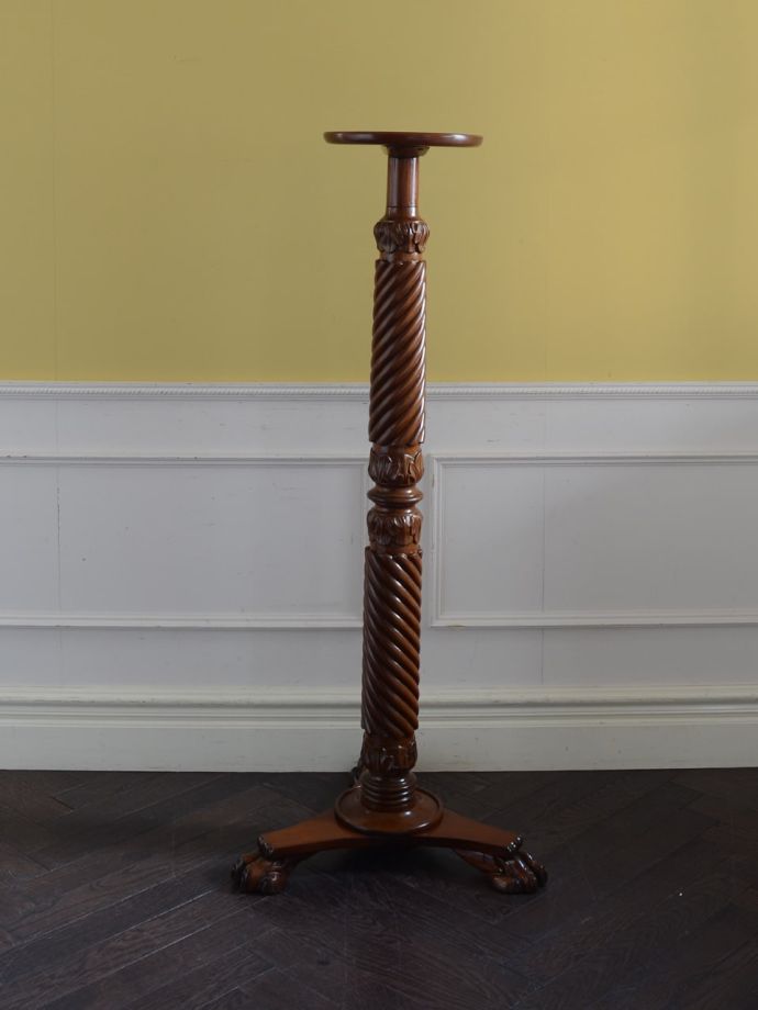 プランツスタンドの側面