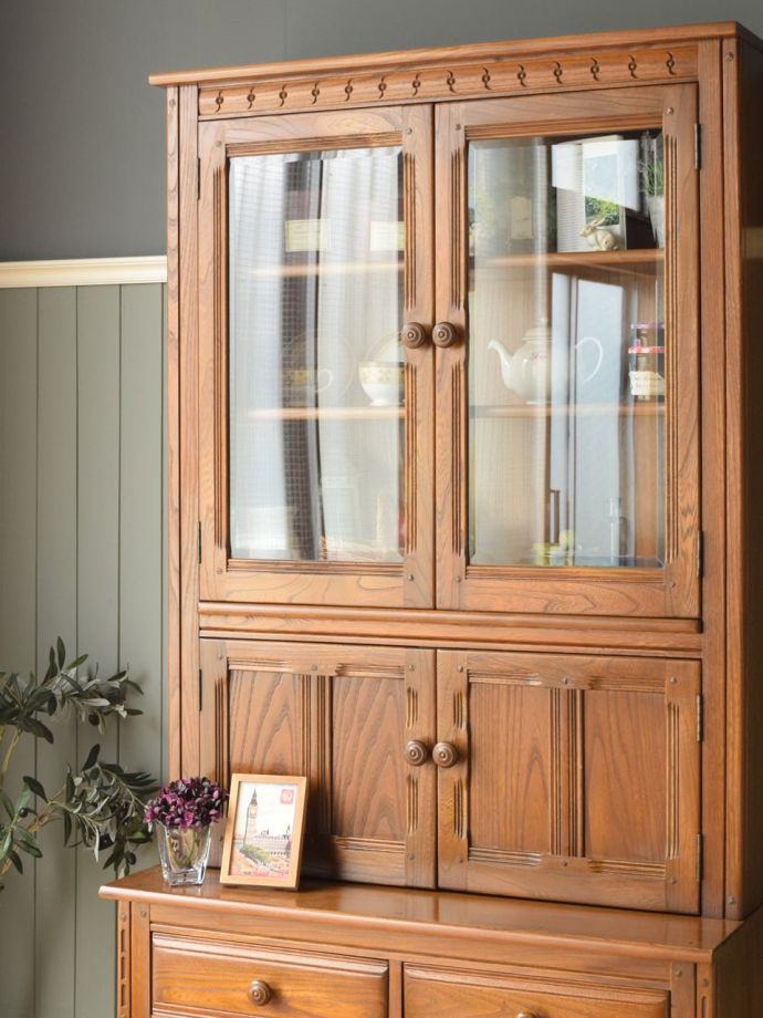 アーコール社のビンテージ家具