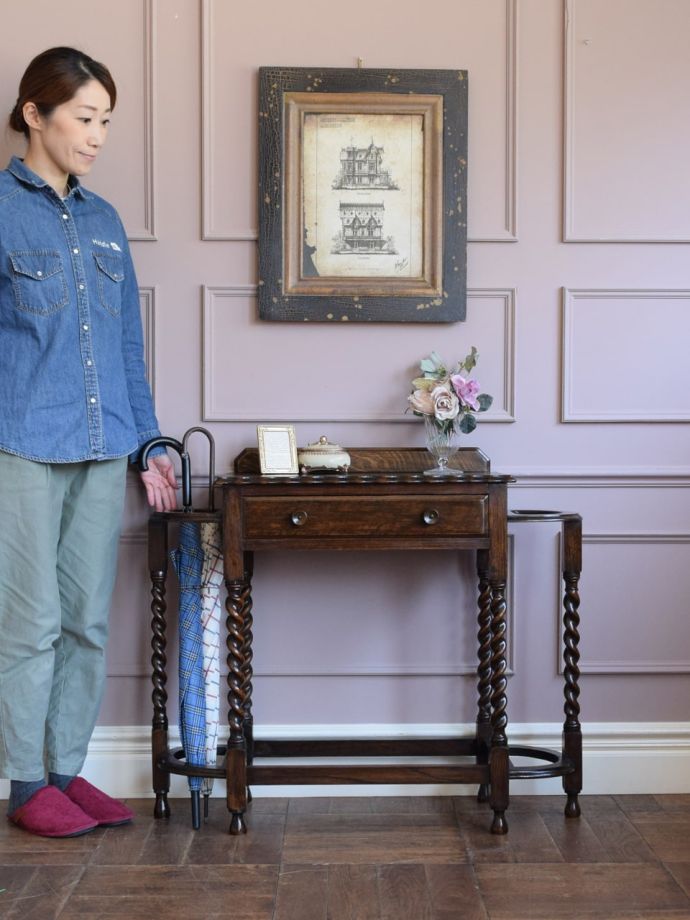 アンティークのおしゃれなステッキスタンド