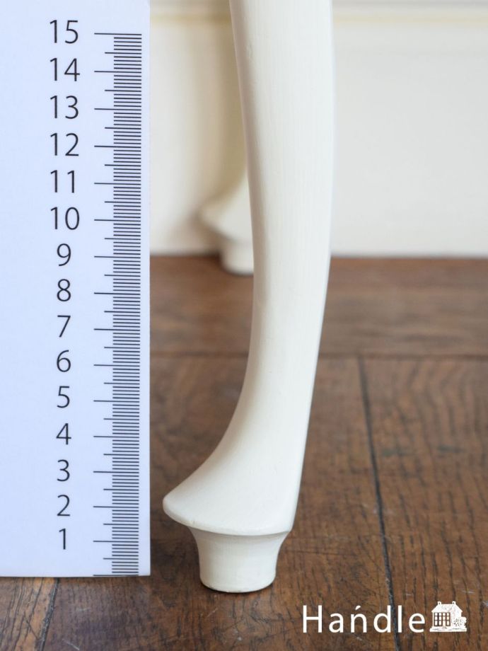 アンティーク家具の脚