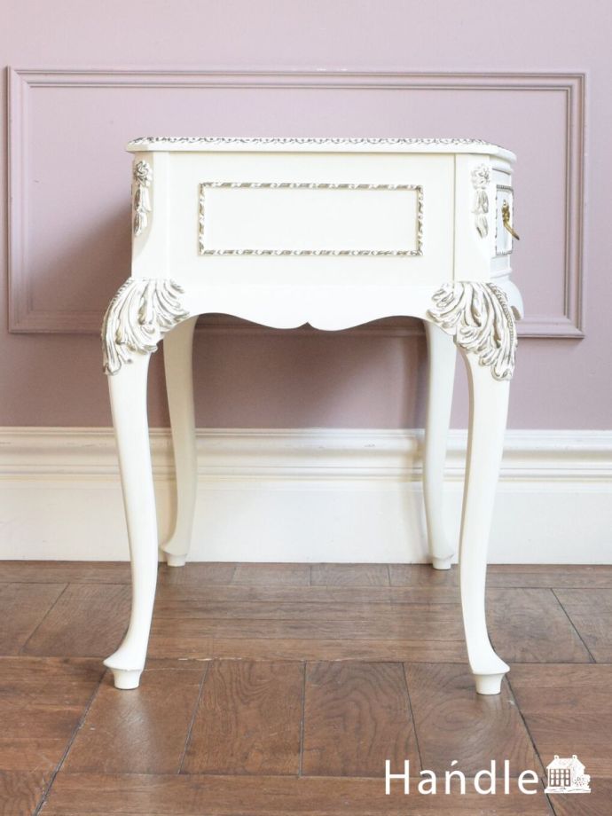 チェストの側面