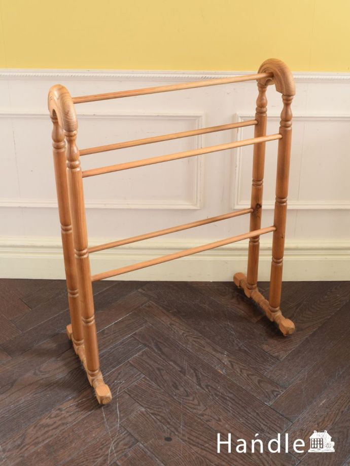 タオルハンガーのバー