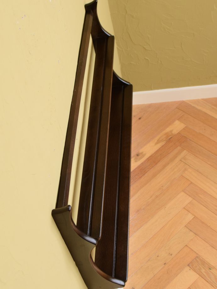 シェルフの側面