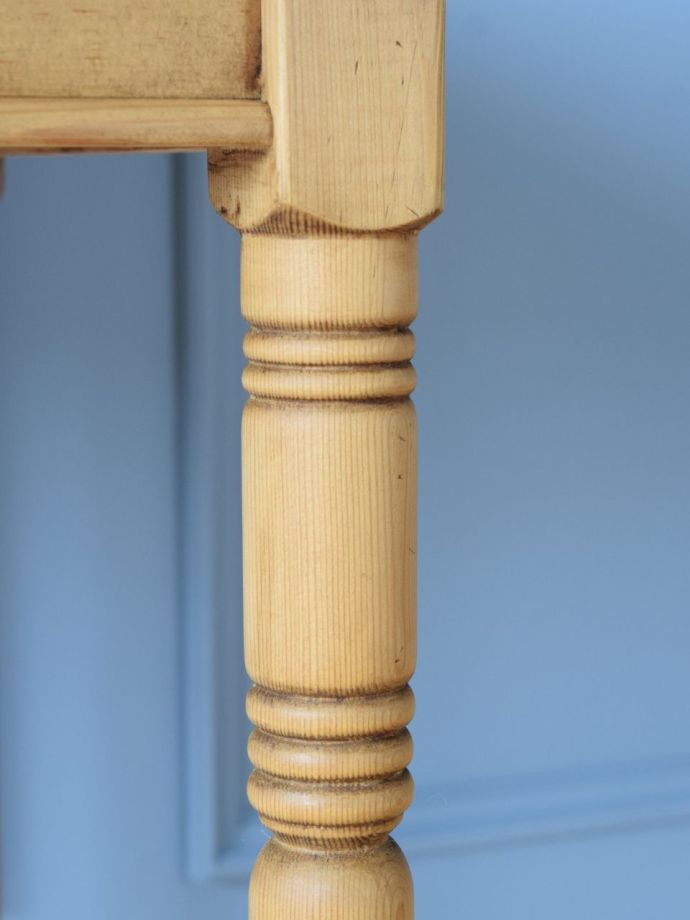 アンティーク家具の装飾