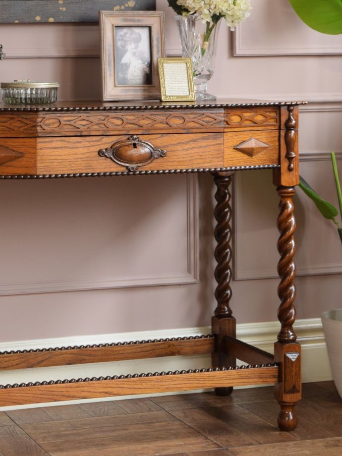 アンティーク家具 ガラス 金属製フローラルモチーフコンソールテーブル アンティーク家具 ガラス 金属製フローラルモチーフコンソールテーブル