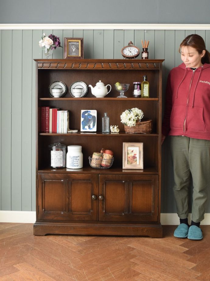 アーコールのキャビネット