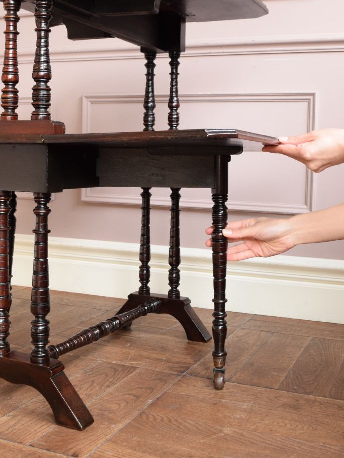 脚を引き出すだけであっという間