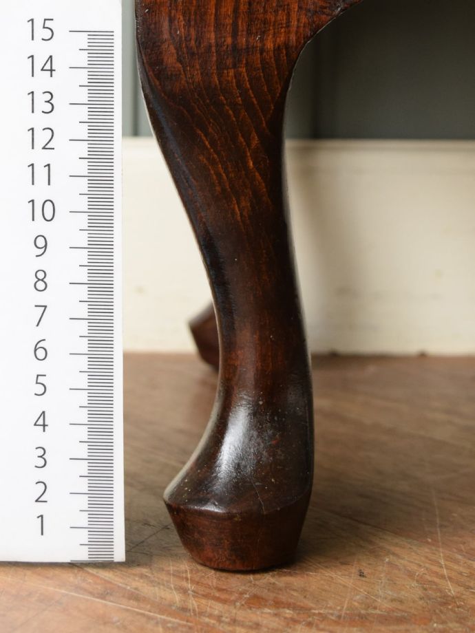 アンティーク家具の脚