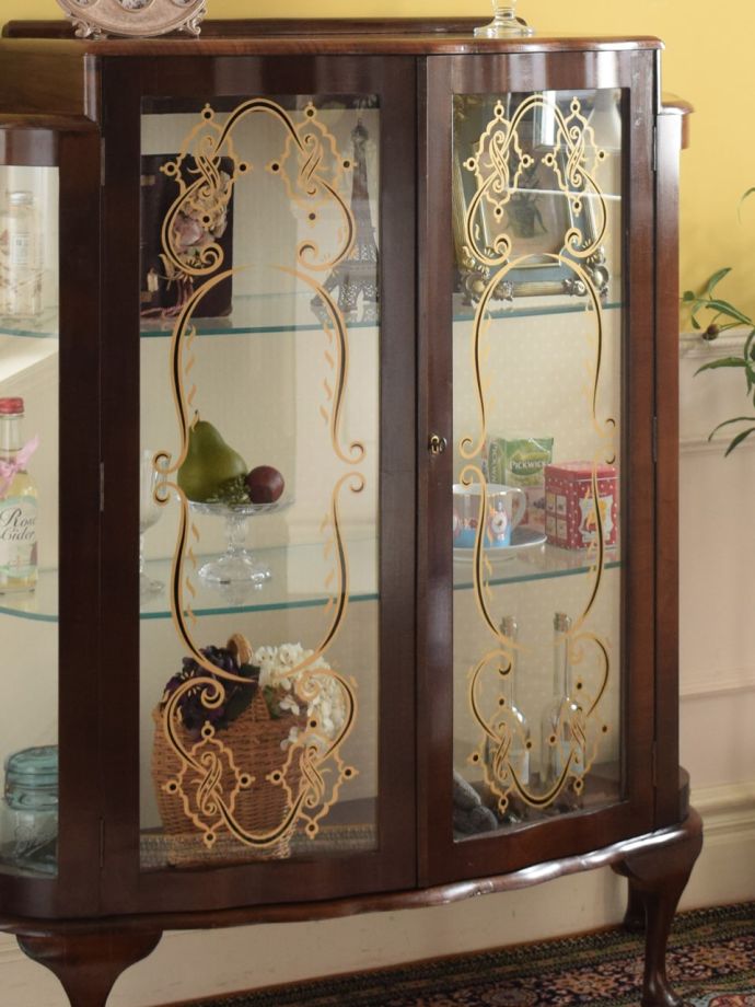 アンティークガラスの扉