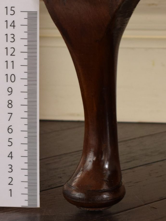 アンティーク家具の脚