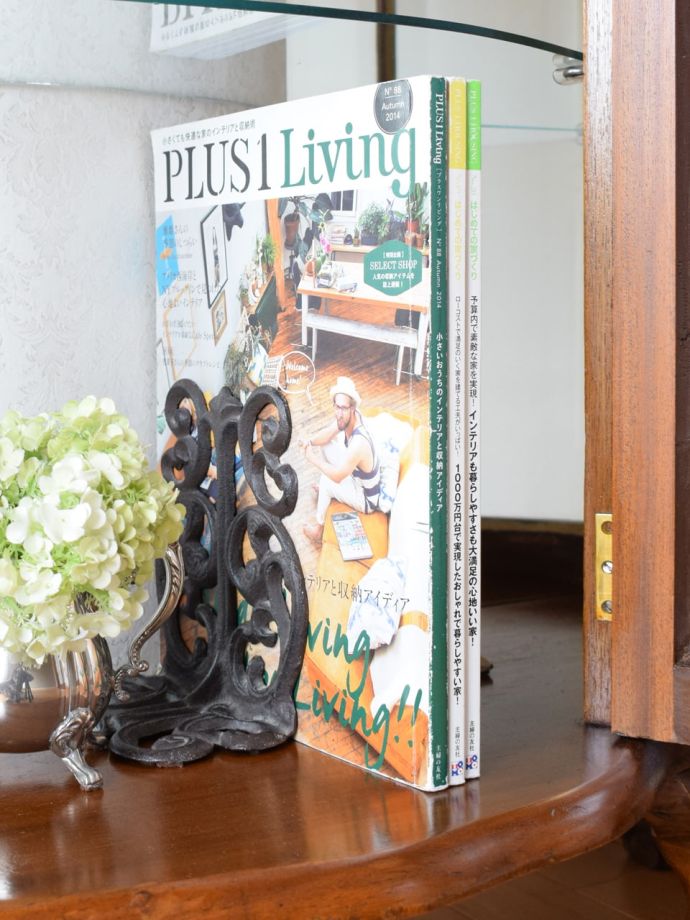 収納たっぷりのキャビネット