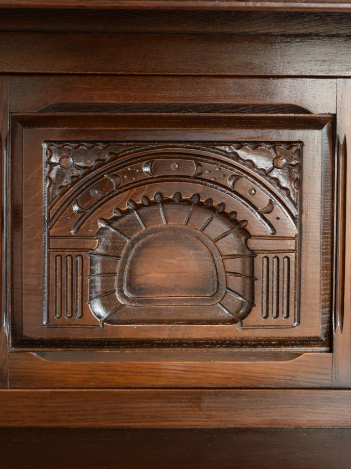 サイドボードの装飾