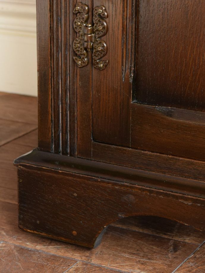 アンティーク家具の脚