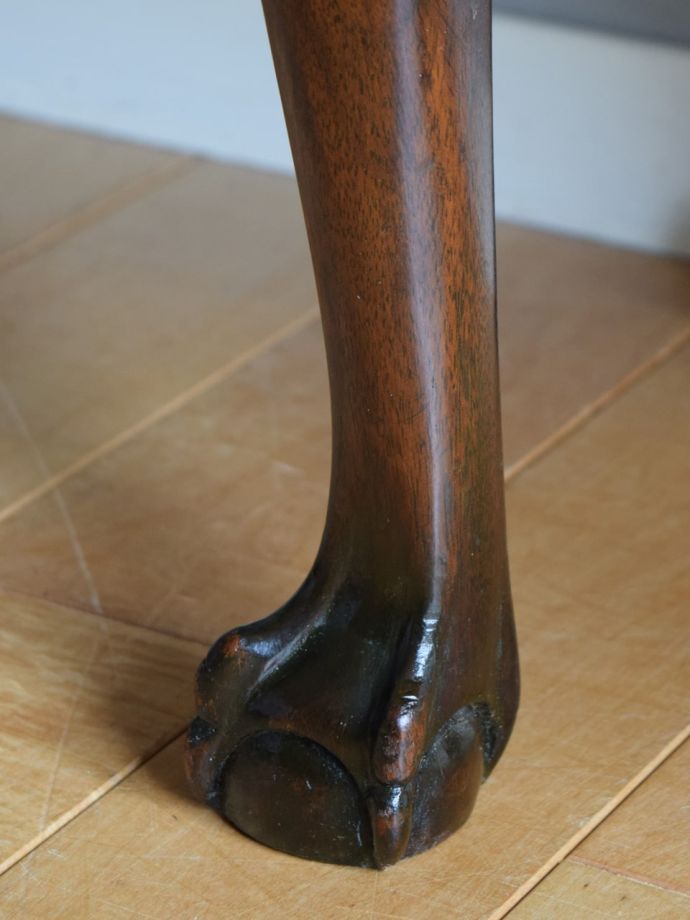 アンティーク家具の脚