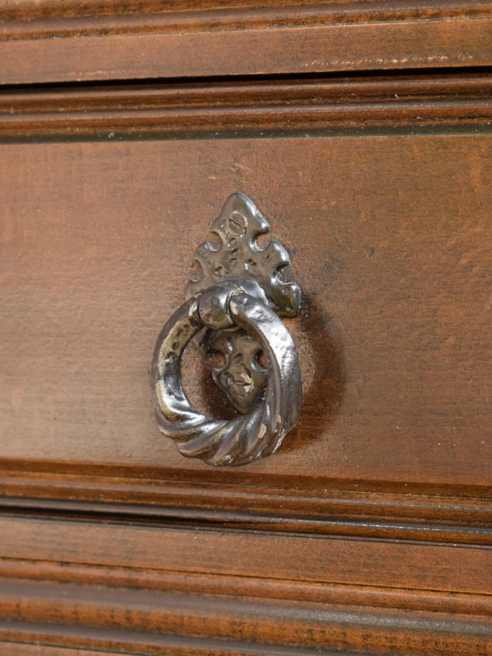 アンティーク家具の取っ手