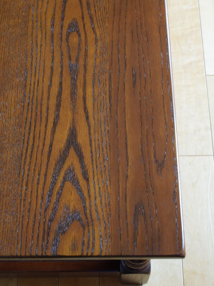 コーヒーテーブルの天板