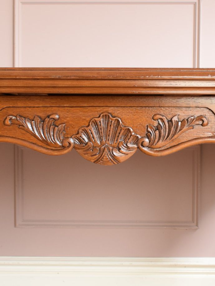 フランスらしい優美な装飾