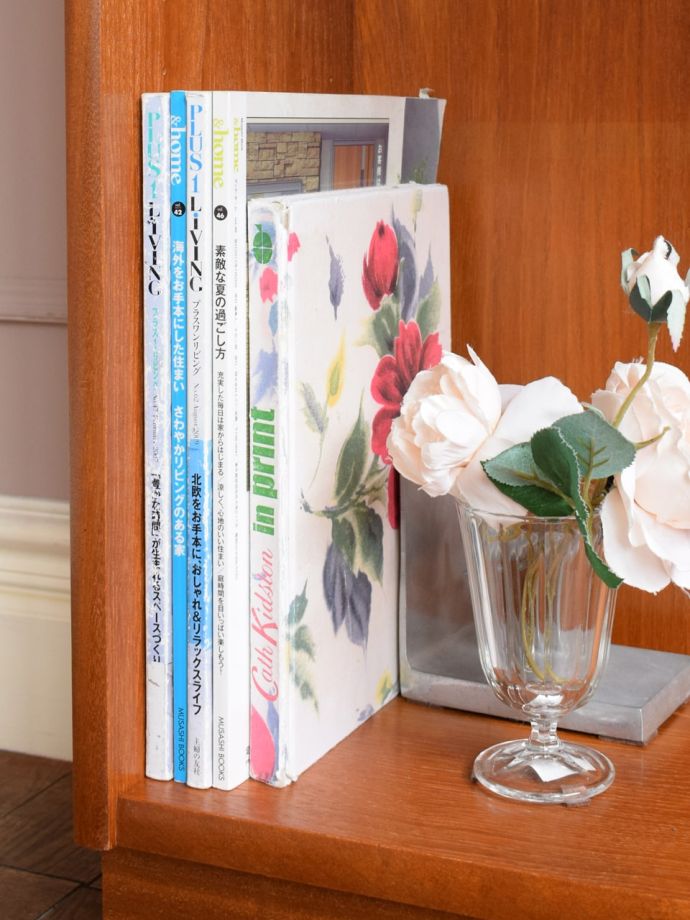 収納たっぷりのキャビネット