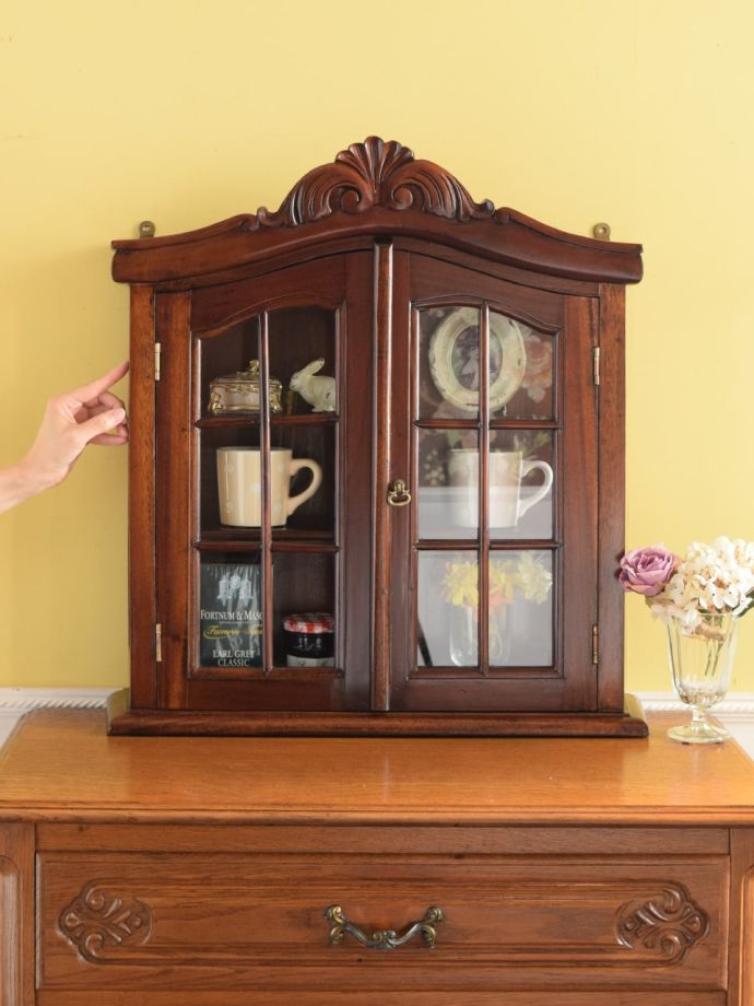 フランスのアンティークウォールキャビネット