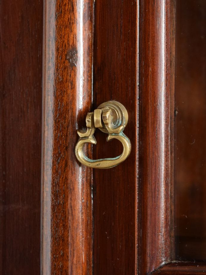 アンティーク家具の取っ手