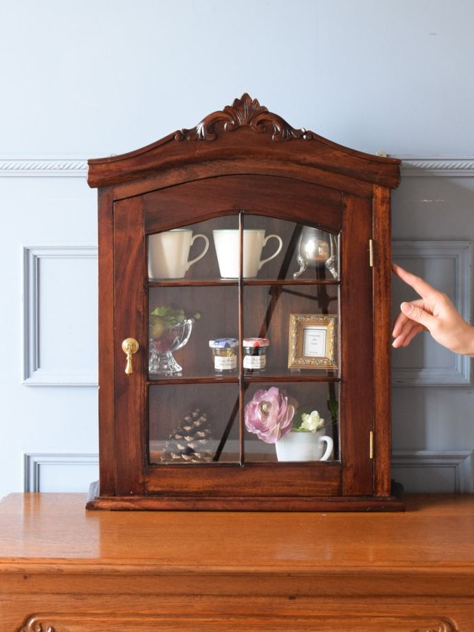 フランスのアンティークウォールキャビネット