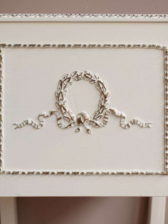 フランスチェストの装飾