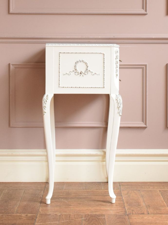 チェストの側面