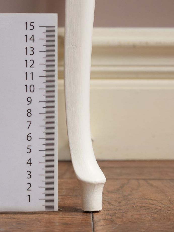 アンティーク家具の脚