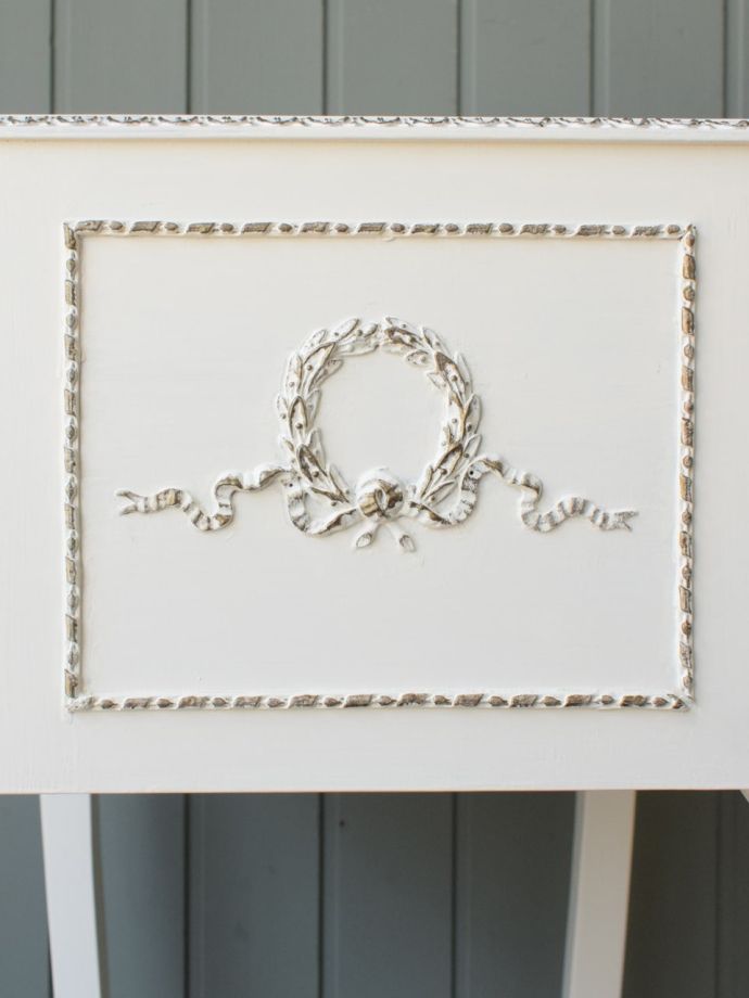 フランスチェストの装飾