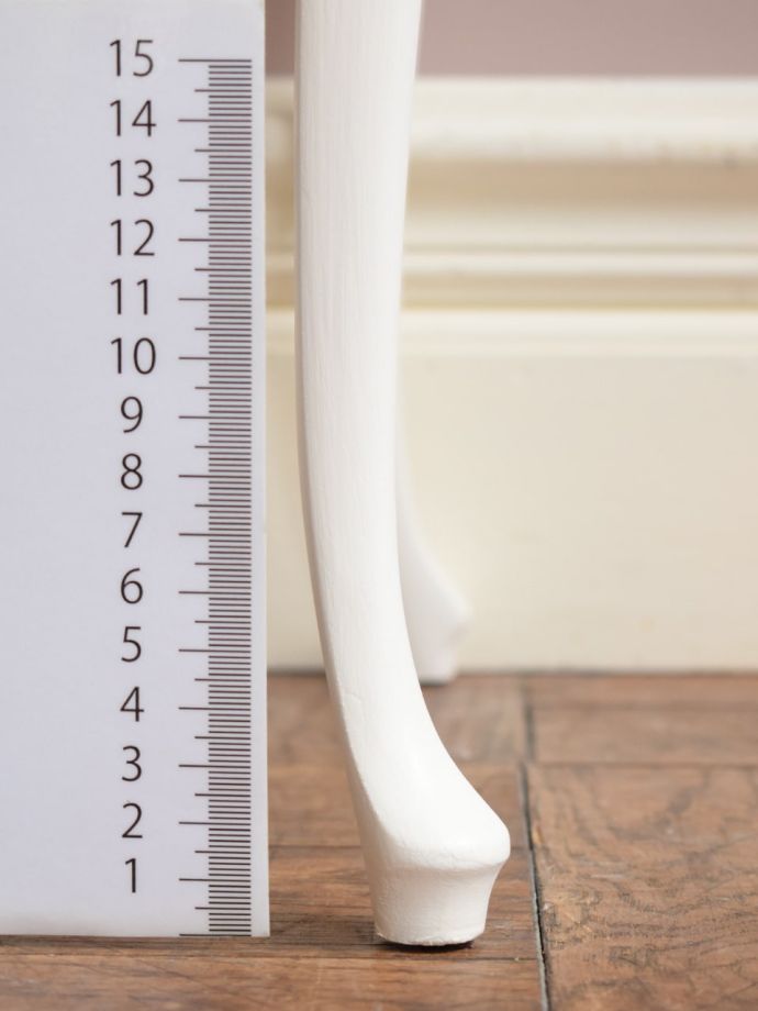 アンティーク家具の脚