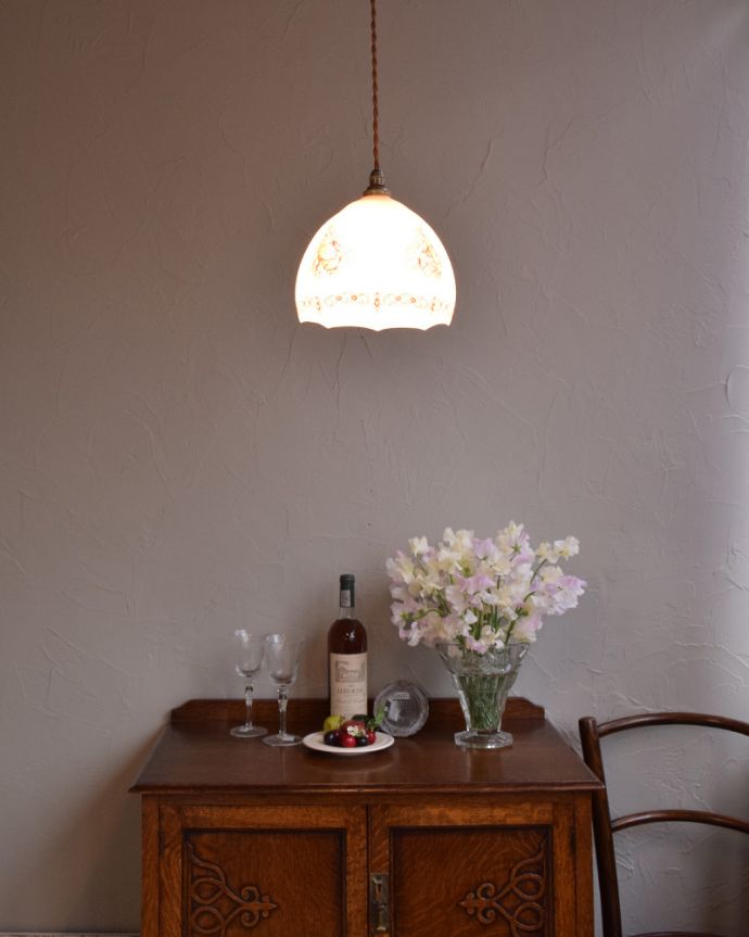 ペンダントライト　照明・ライティング　イギリス輸入のアンティークランプシェード（コード・シャンデリア電球・ギャラリーなし）。。(m-1788-z)